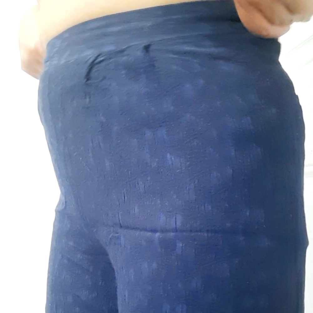 Tahari Navy Shorts - Picture 3 of 14